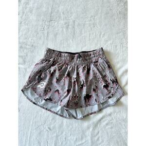 Lululemon Peloton Tracker Shorts 4” Athletic Running Gray Black‎ Pink Size 8